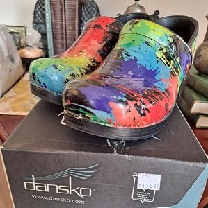 Dansko size 40
